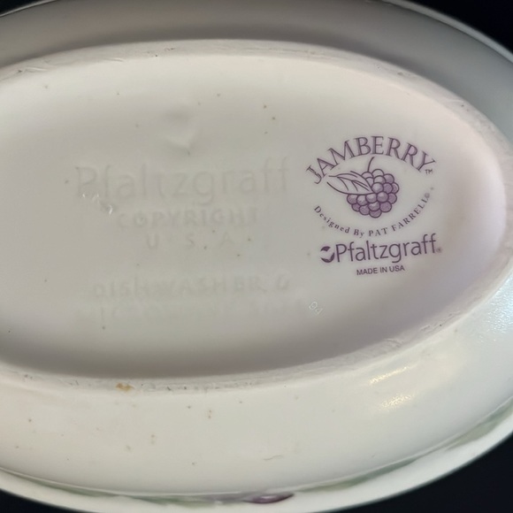 Set of 2 Pfaltzgraff Jamberry Oval Serving Bowls 8”x5”x 2” Stoneware USA made - Picture 3 of 13